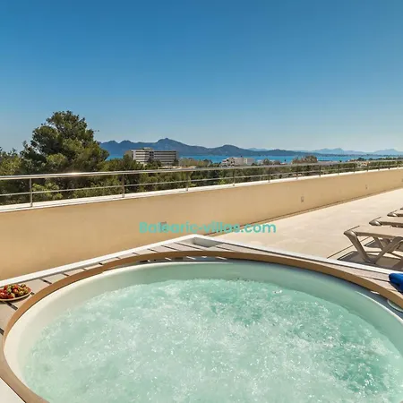 Villa Marvelo